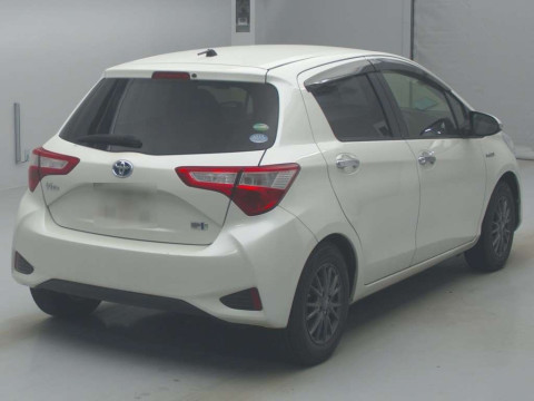 2018 Toyota Vitz NHP130[1]