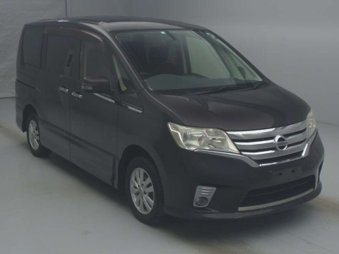 2012 Nissan Serena FNC26[2]