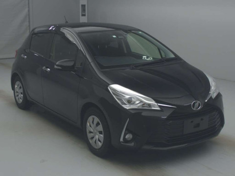 2020 Toyota Vitz NSP130[2]