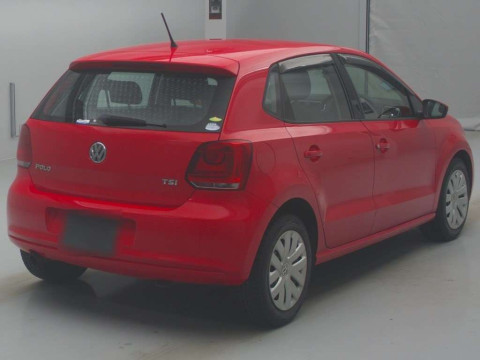 2011 Volkswagen Polo 6RCBZ[1]