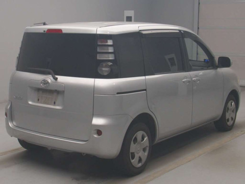 2007 Toyota Sienta NCP81G[1]