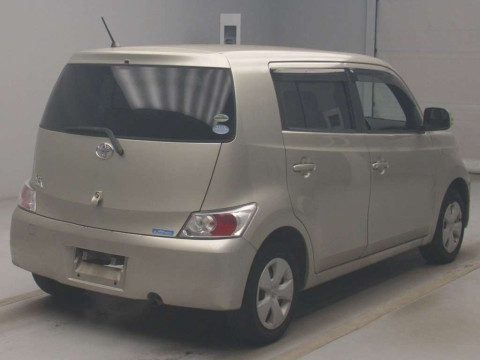 2010 Toyota bB QNC21[1]