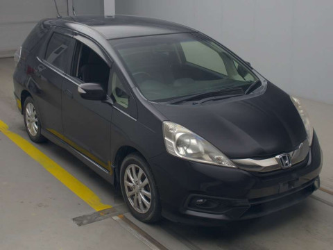 2014 Honda Fit Shuttle GG7[2]