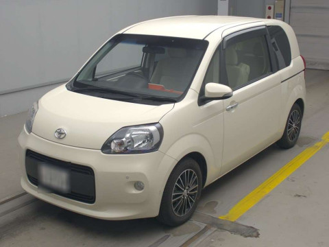 2013 Toyota Porte NCP141[0]