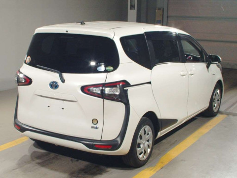 2015 Toyota Sienta NHP170G[1]