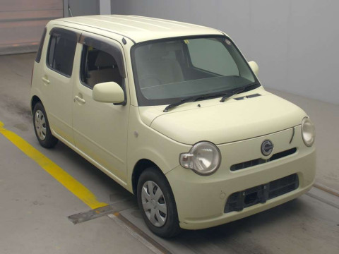 2010 Daihatsu Mira Cocoa L675S[2]