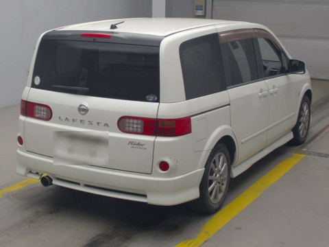 2005 Nissan Lafesta B30[1]