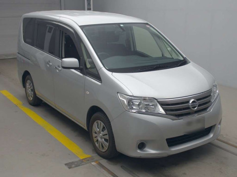 2012 Nissan Serena C26[2]