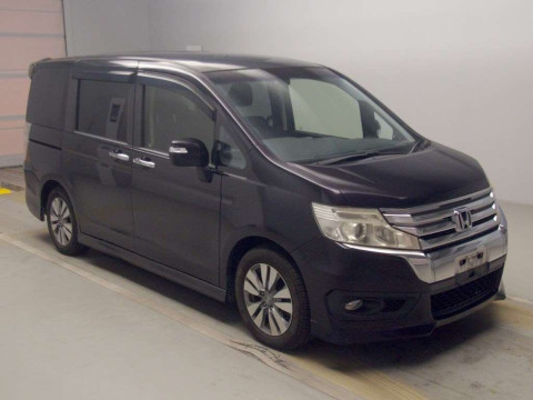 2013 Honda Step WGN Spada RK5[2]