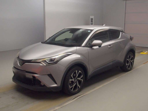 2018 Toyota C-HR NGX50[0]