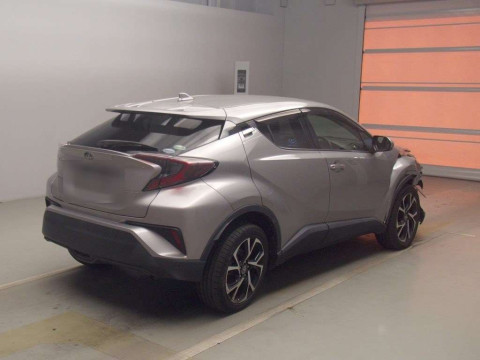 2018 Toyota C-HR NGX50[1]