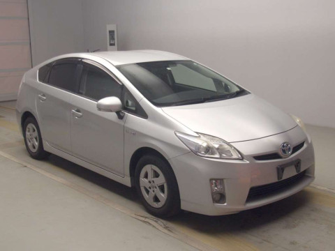 2009 Toyota Prius ZVW30[2]