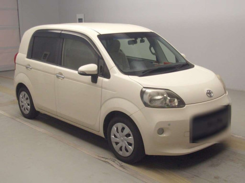 2012 Toyota Porte NCP141[2]