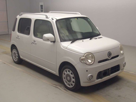 2010 Daihatsu Mira Cocoa L675S[2]