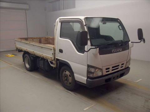 2004 Isuzu Elf Truck NKR81A[2]