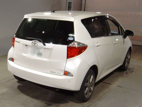 2011 Toyota Ractis NCP125[1]