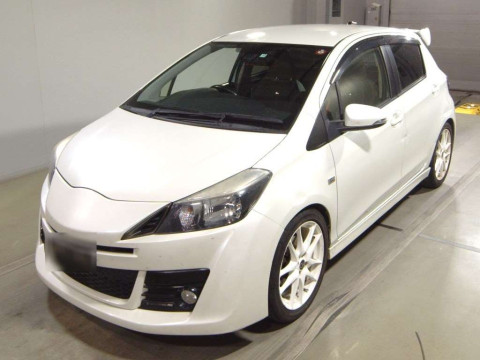 2015 Toyota Vitz NCP131[0]