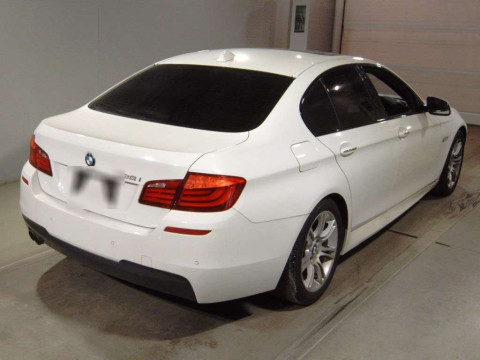 2011 BMW 5 Series FR30[1]