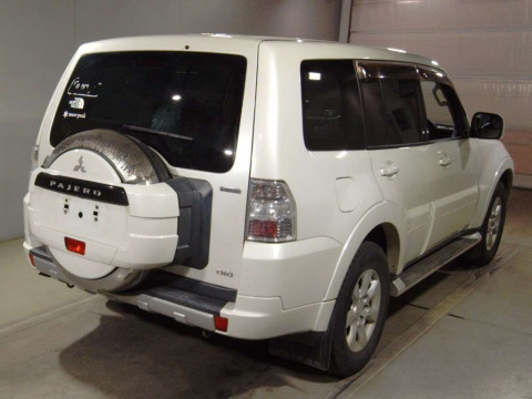 2012 Mitsubishi Pajero V98W[1]