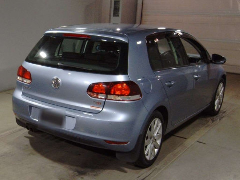 2010 Volkswagen Golf 1KCAV[1]