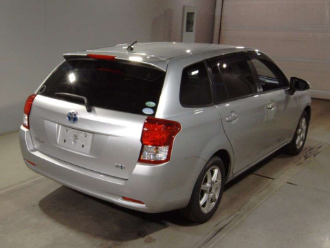 2014 Toyota Corolla Fielder NKE165G[1]