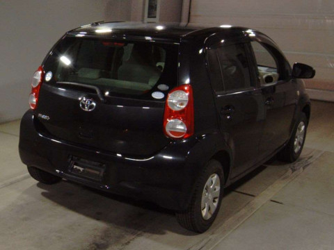 2010 Toyota Passo KGC30[1]