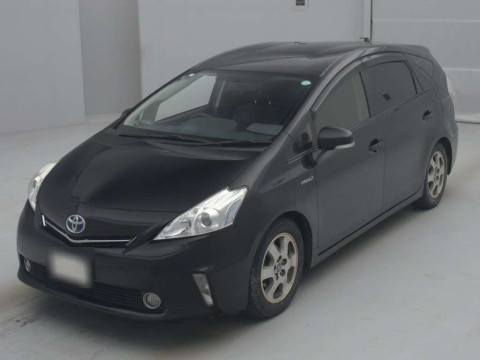 2013 Toyota Prius alpha ZVW41W[0]