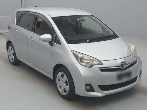 2012 Toyota Ractis NCP125[2]