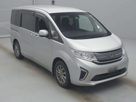 2020 Honda Step WGN RP2[2]