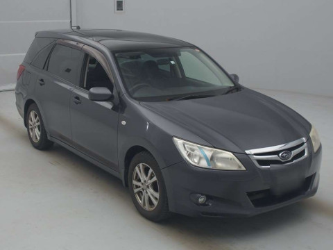 2010 Subaru Exiga YA4[2]