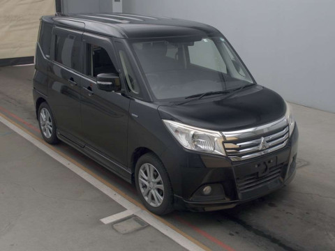 2015 Mitsubishi Delica D2 MB36S[2]