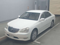 2004 Toyota Crown Majesta