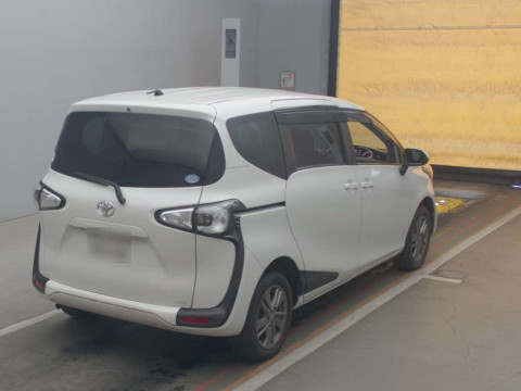 2016 Toyota Sienta NCP175G[1]