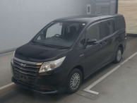 2014 Toyota Noah