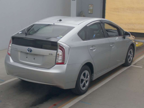 2012 Toyota Prius ZVW30[1]