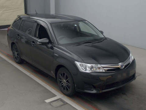 2014 Toyota Corolla Fielder NKE165G[2]