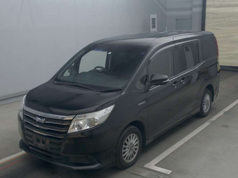 2014 Toyota Noah ZWR80G[0]