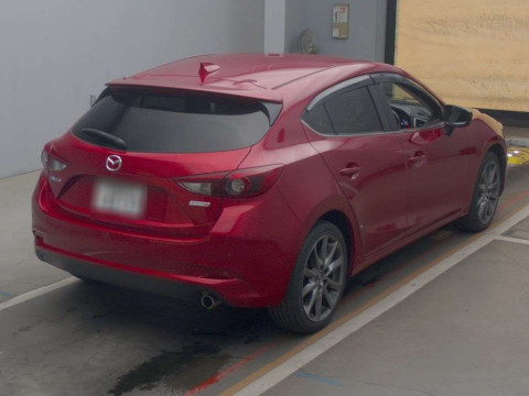 2017 Mazda Axela Sport BMLFS[1]