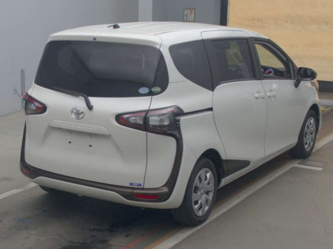 2015 Toyota Sienta NSP170G[1]