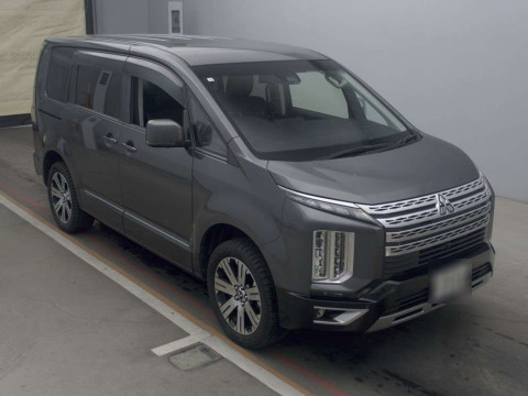 2021 Mitsubishi Delica D5 CV1W[2]