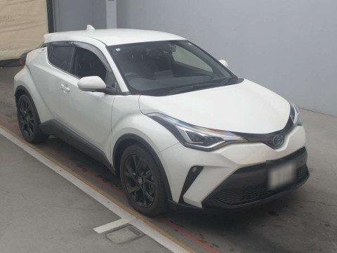 2021 Toyota C-HR ZYX11[2]