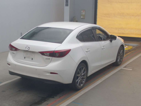 2018 Mazda Axela BMLFP[1]