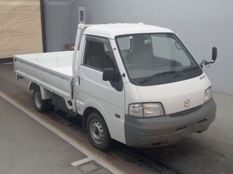 2015 Mazda Bongo Truck SKP2T[2]