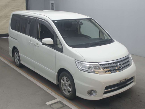 2010 Nissan Serena CC25[2]