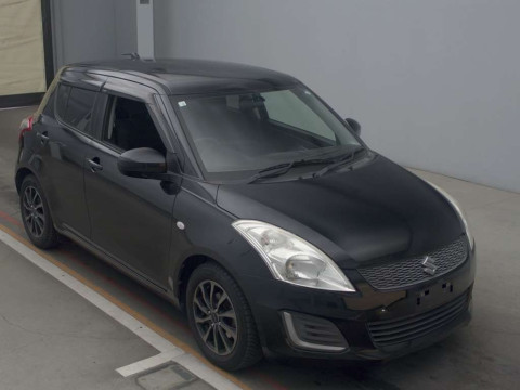 2014 Suzuki Swift ZC72S[2]