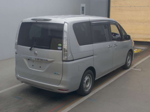 2016 Nissan Serena HC26[1]