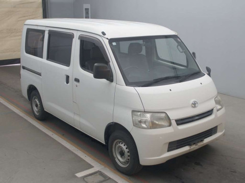 2014 Toyota Townace Van S412M[2]