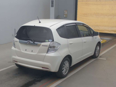 2013 Honda Fit Hybrid GP1[1]