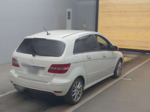 2009 Mercedes Benz B-Class 245232[1]