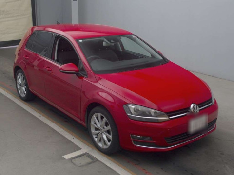 2014 Volkswagen Golf AUCPT[2]